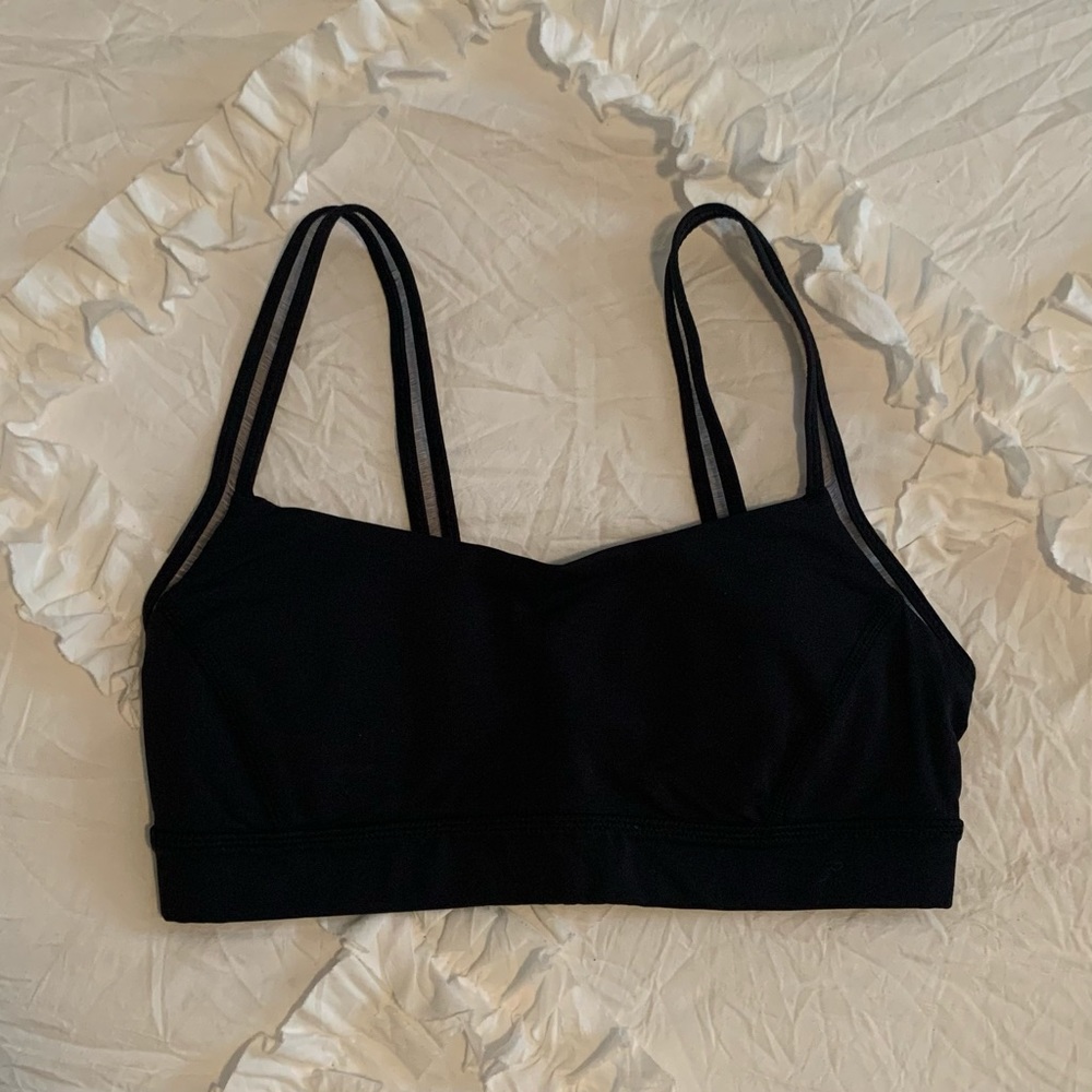 Lululemon black sports bra